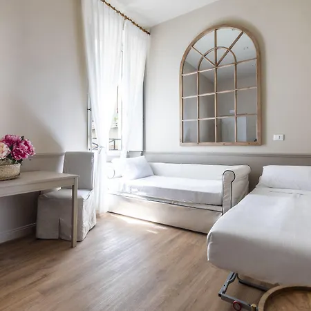 Donna Francesca Hotel Rome