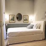 Donna Francesca ホテル 4*