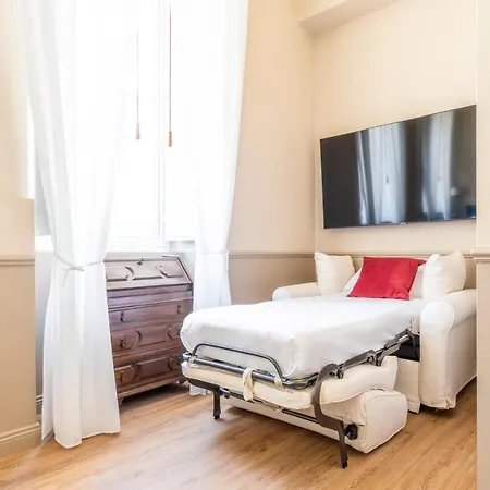 Donna Francesca Hotell 4*