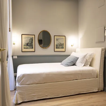Donna Francesca Hotell 4*