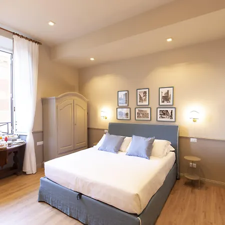 Donna Francesca Hotel 4*