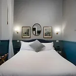 Donna Francesca Hotel