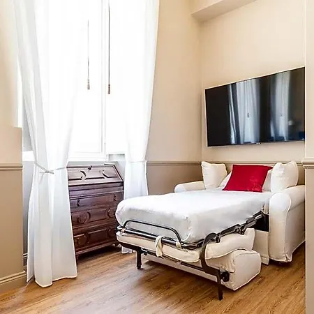 Donna Francesca Hotel 4*