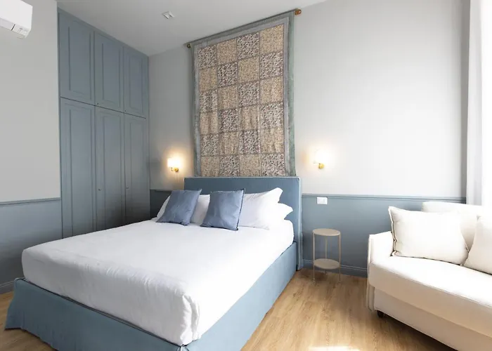 Donna Francesca Hotell 4*