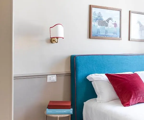 Donna Francesca Hotel